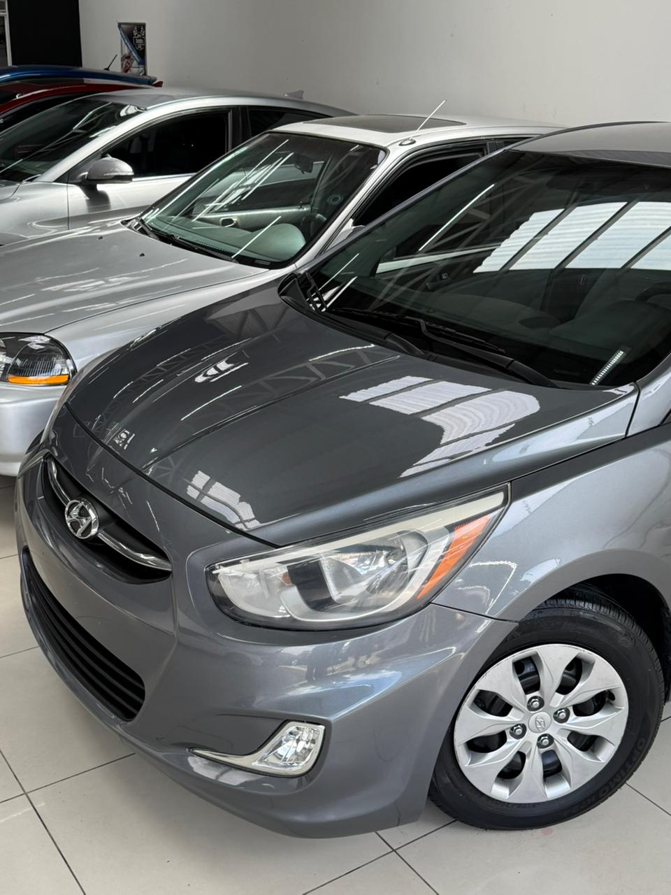 
								Hyundai Accent 2017 full									