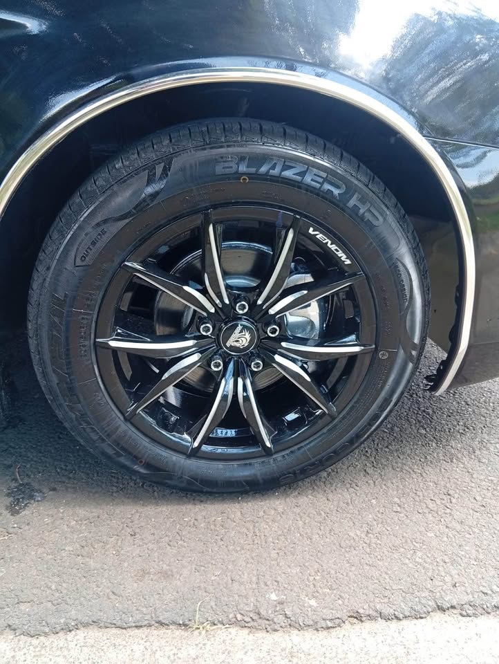 
								Mitsubishi Lancer 2013 full									