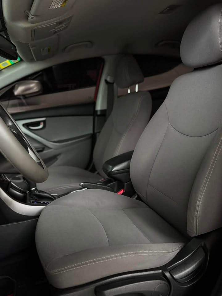 Hyundai Elantra 2016