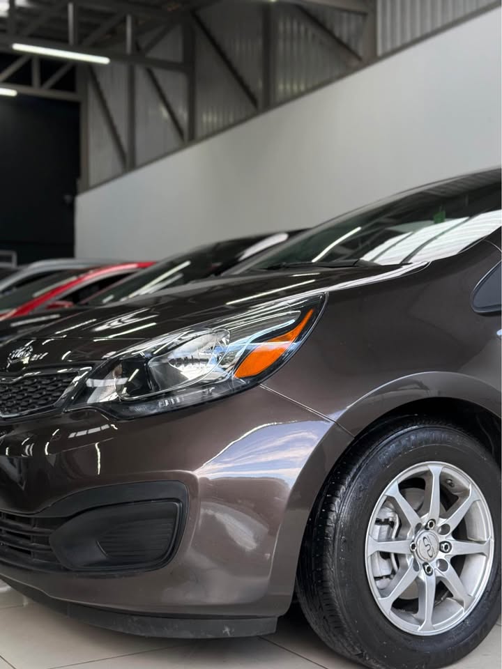 
								Kia Rio EX 2015 full									