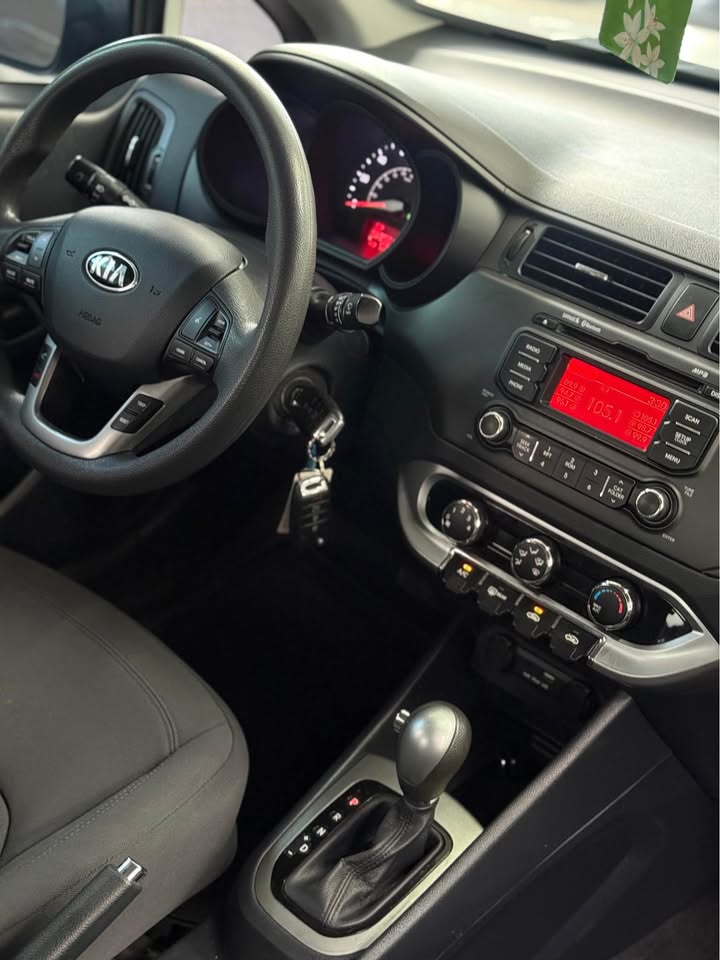
								Kia Rio EX 2015 full									