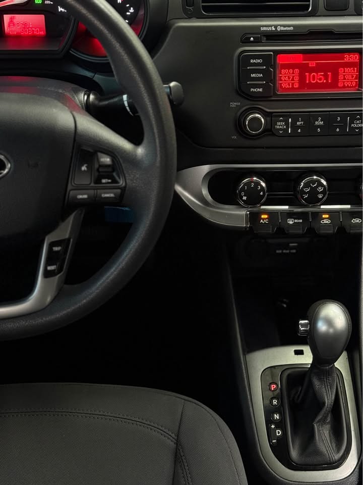 
								Kia Rio EX 2015 full									