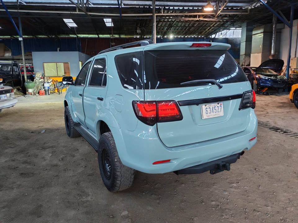 Toyota Fortuner 2007