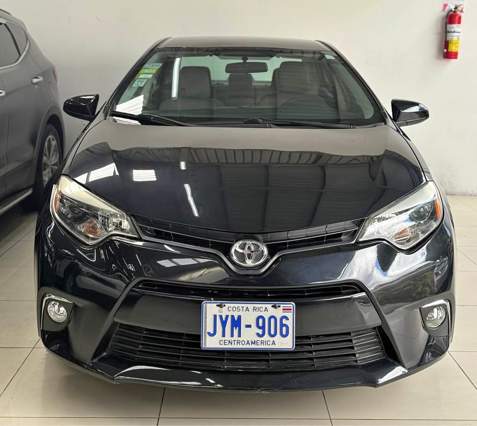 Toyota Corolla 2015