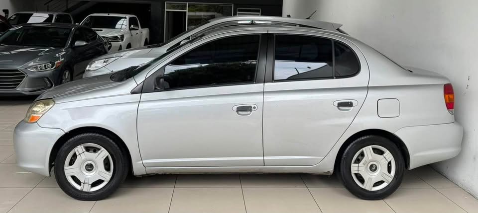 
								Toyota Echo 2003 full									